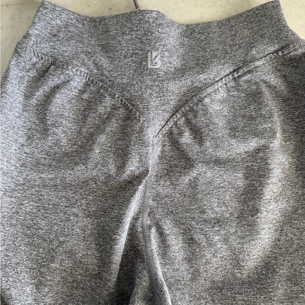 BuffBunny Heather Gray Leggings